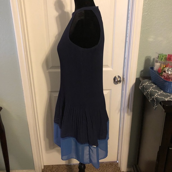 H&M Halter Neck Pleated Colour Block Dress - Picture 3 of 8